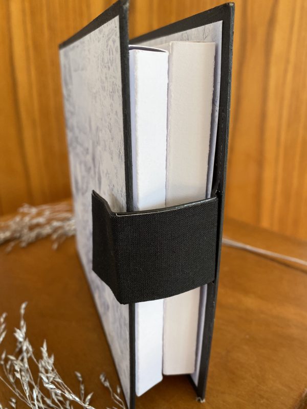 Gift Box and Matching Card - Image 7