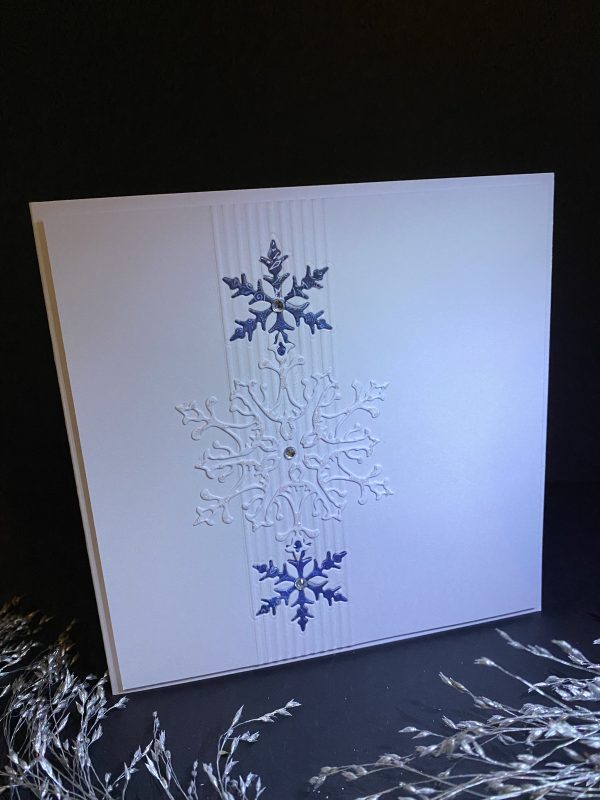 Elegant Snowflake Christmas Card - Image 2