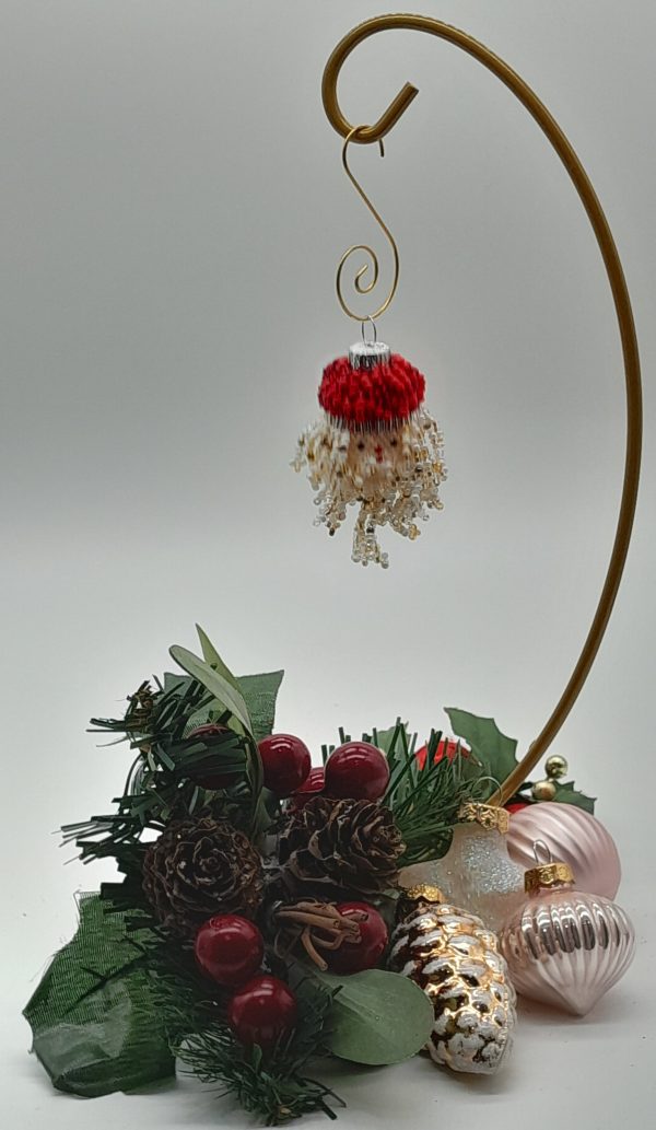 Small Santa Heads Red Hat