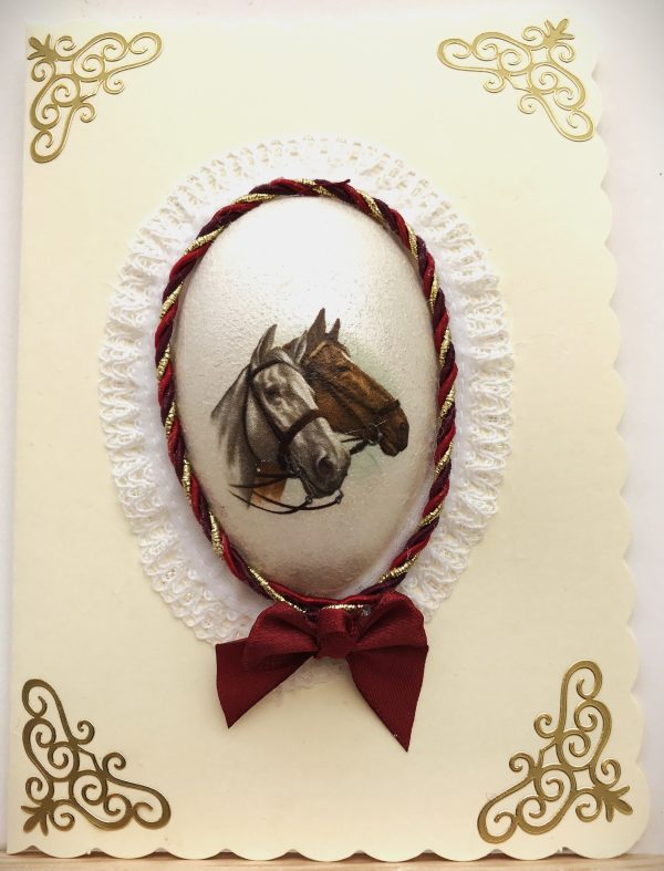 two horse heads on half an goose egg card