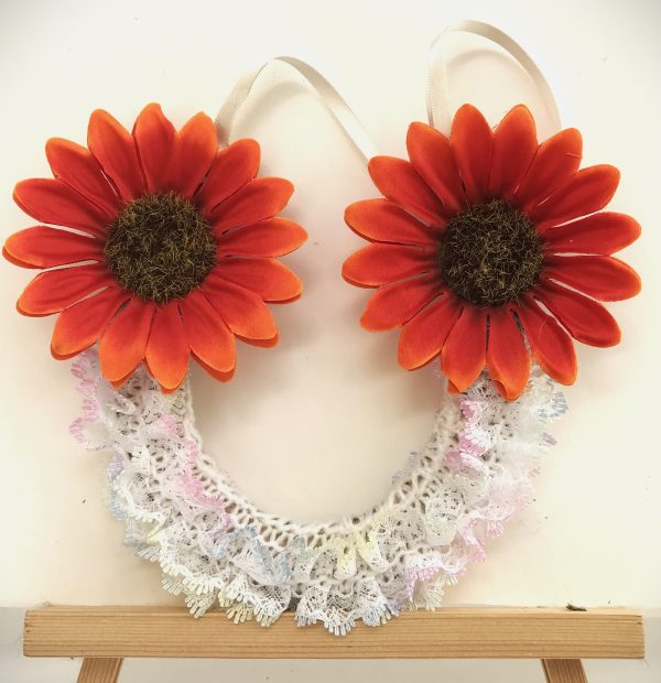 Knitted lace horse shoe