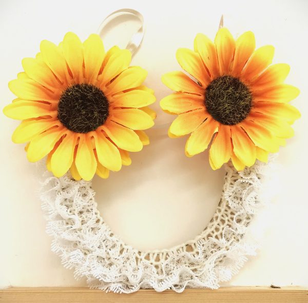 Special knitted horseshoe for many occassions