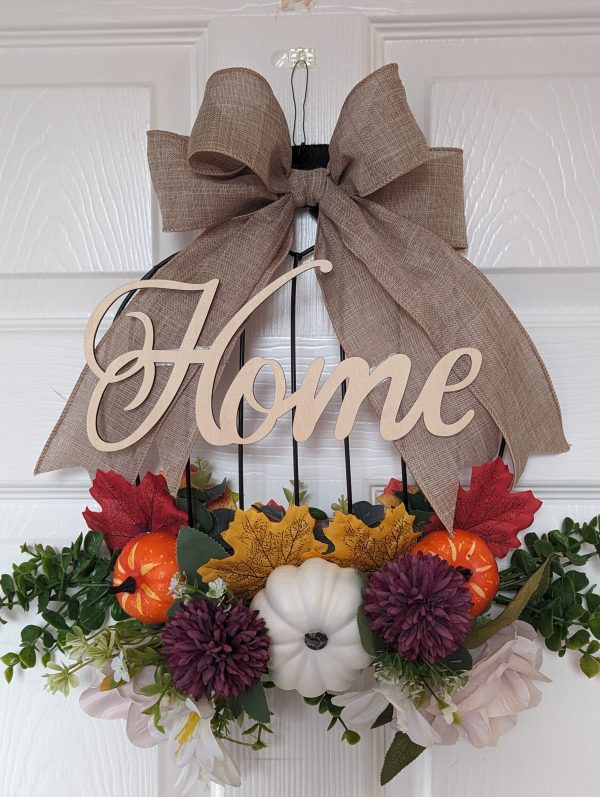 Beautiful pumpkin/ autumnal decorative door wreath.