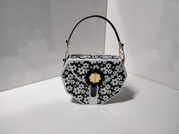 Handbag Gift Bag (black & white floral)