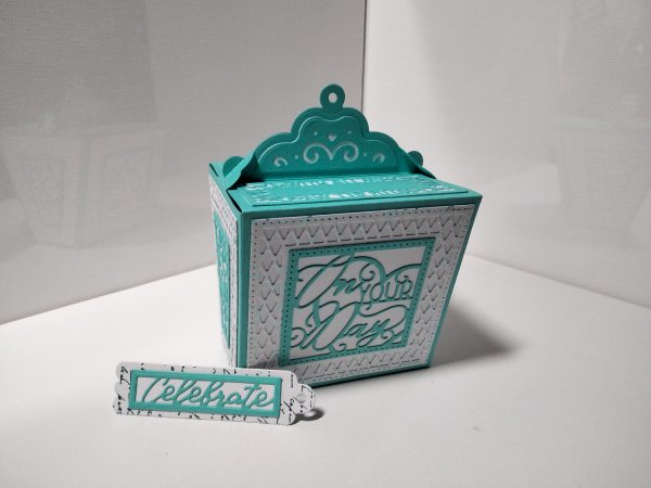 Gift Box (turquoise & white)