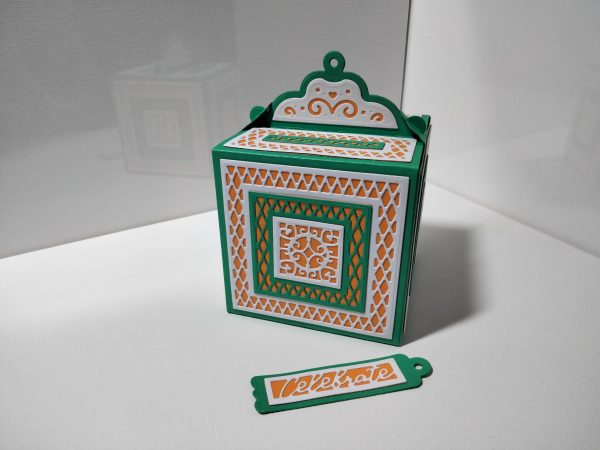 Gift Box (green & orange)