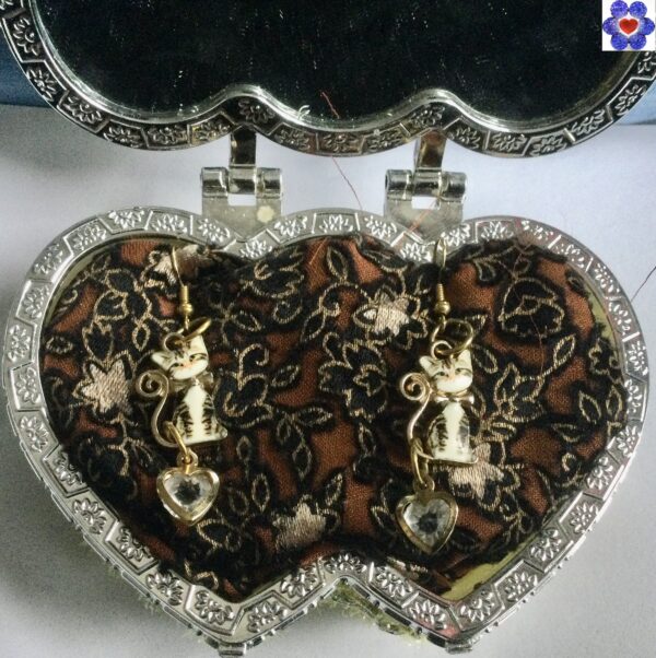 Cat earrings - Image 2