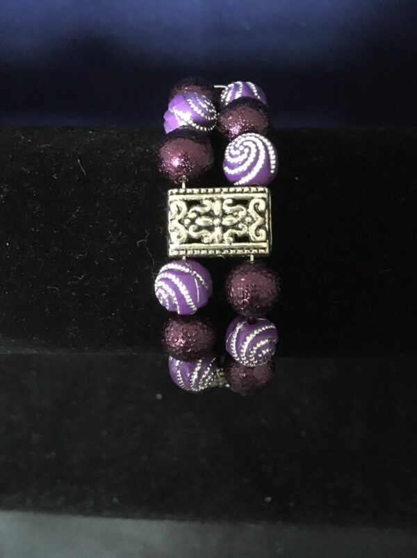 Memory Wire Bracelet with Spacers - In 2 different designs - Image 4