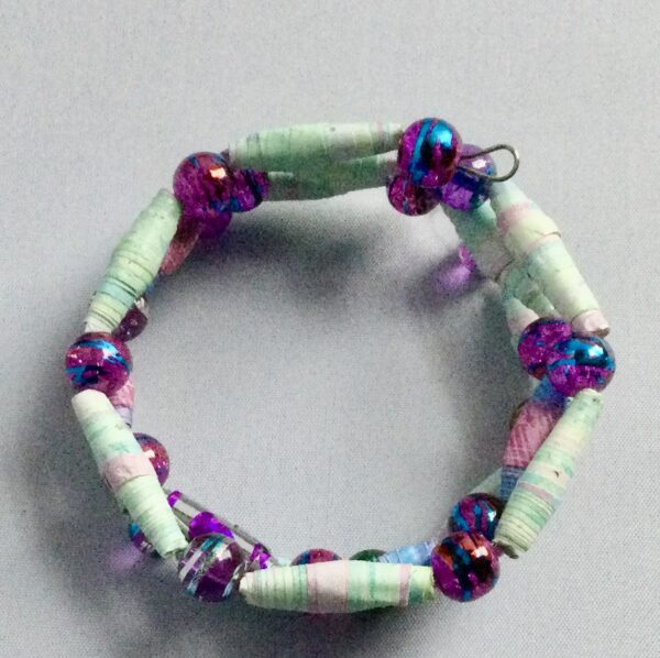 Paper bead bracelet