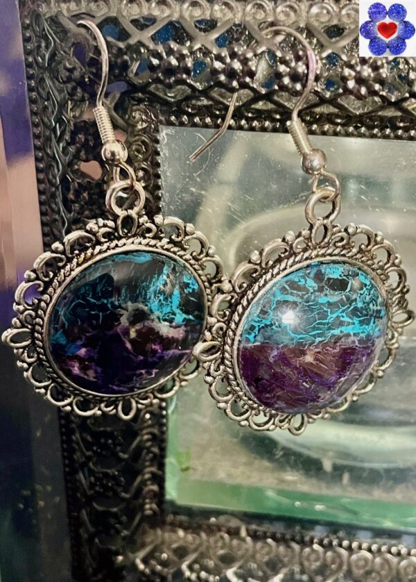 Colourful crackle earrings - Image 2