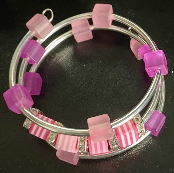 Cube bead bracelet - Image 4