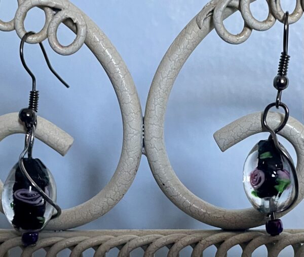 Lampwork wire wrapped earrings - Image 4