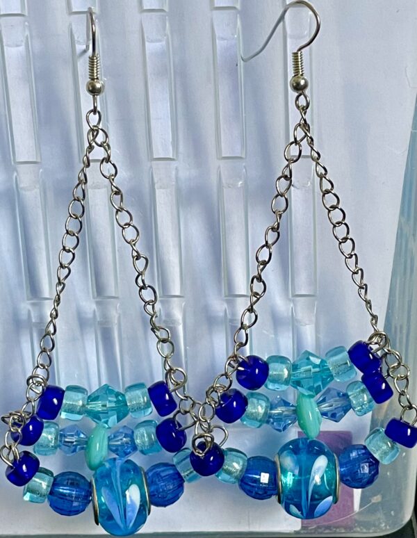 Chandelier earrings - Image 4