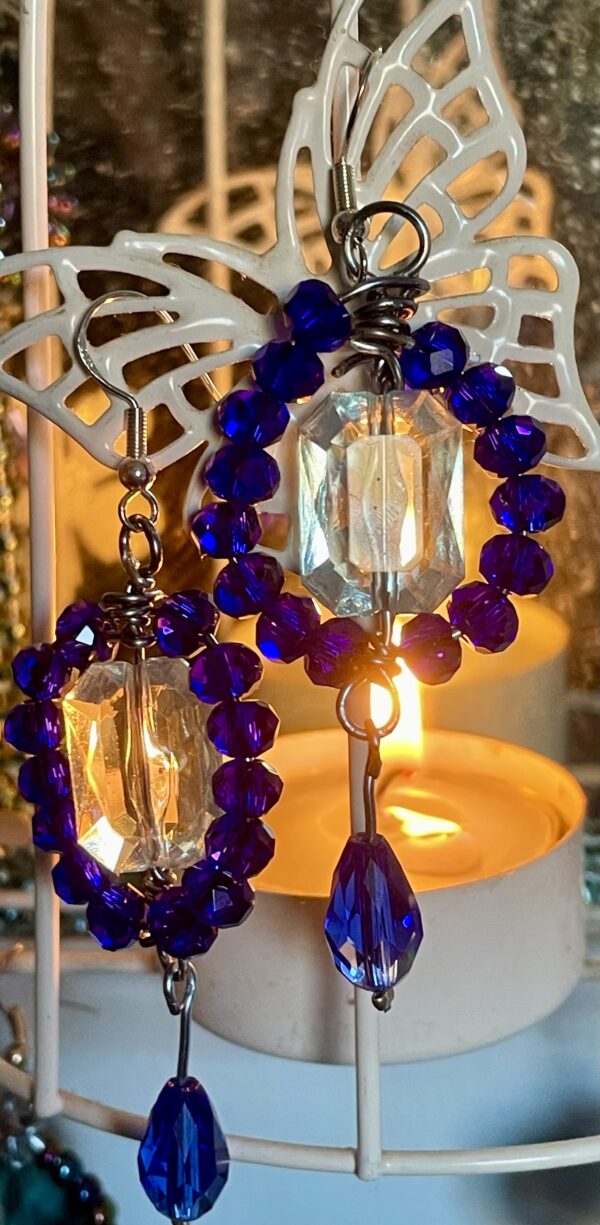 Crystal dangle earrings - Image 3