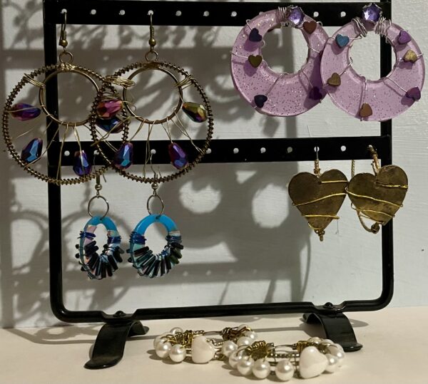 Wire wrapped hoops