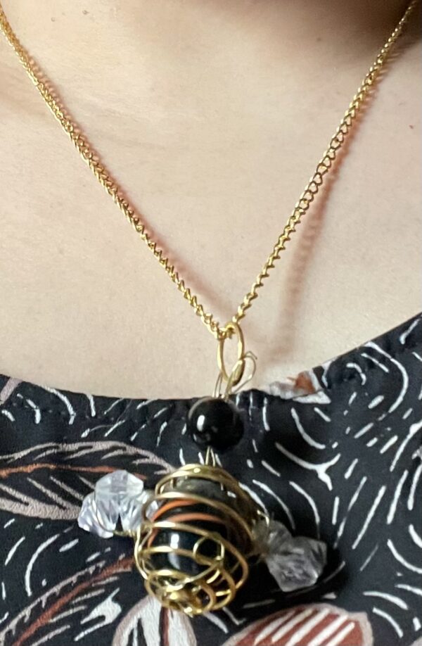 Honey Bee pendant - Image 3