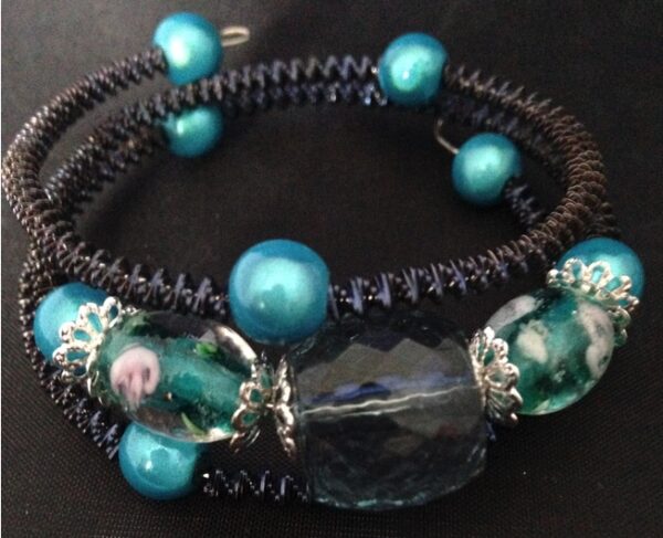Lampwork twizzle bracelet - Image 4