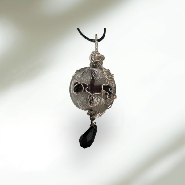 Moon light black bead. - Image 3