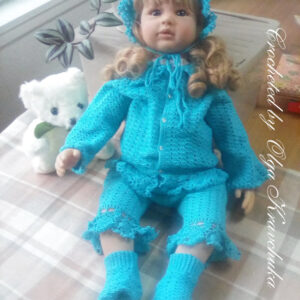 Crocheted baby set: hat, cardigan, trousers, socks.