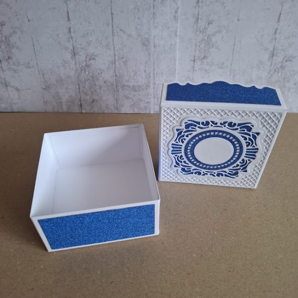 Blue and White Gift Box - Image 4