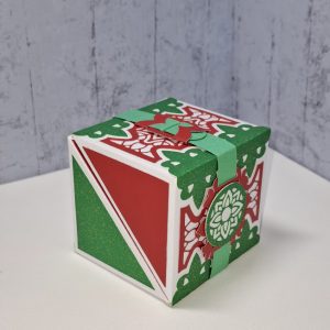 Red White Green - Cube Gift Box
