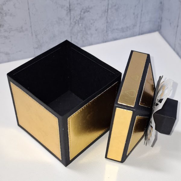 Gold and Black Gift Box - Image 4