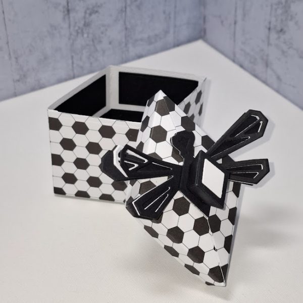 Black & White - Diamond Style Gift Box - Image 3