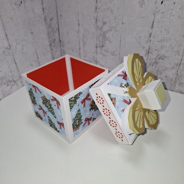 Christmas Gift Box - Image 3