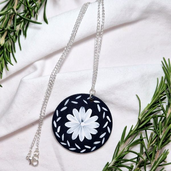 Pendant necklaces - Image 6