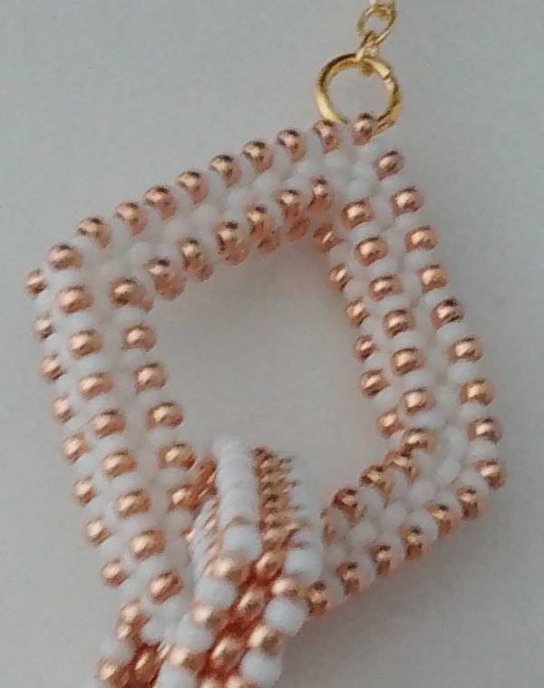 Seed Bead and Shell Pearl necklace - Image 5