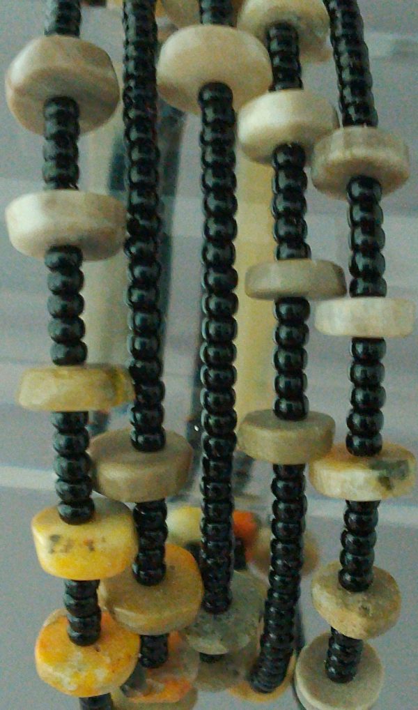 Bumblebee Jasper and seed bead memory wire bracelet - Image 4
