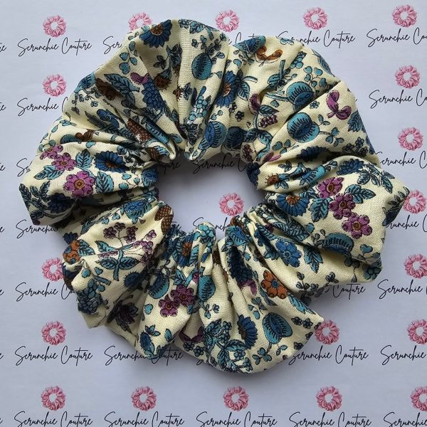 Gorgeous Vintage Floral Scrunchie - Size: XL