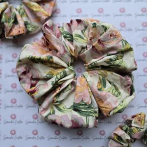 Beautiful Floral Scrunchie - Size: XXL