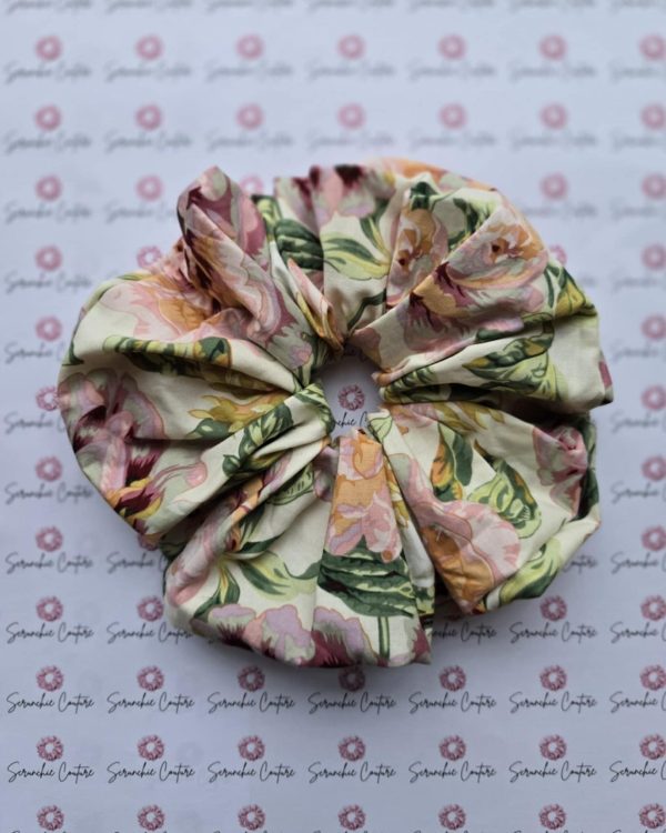 Beautiful Floral Scrunchie - Size: XXL - Image 2