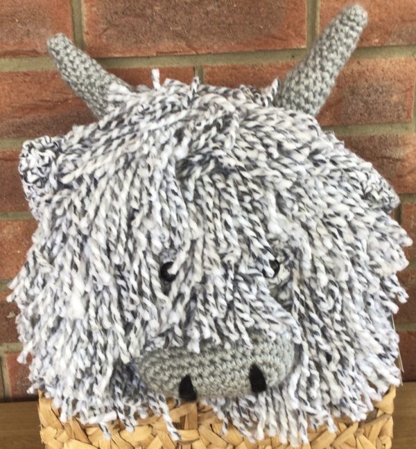 Small Crochet Highland Cow Cushion