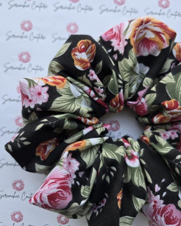 Dark Floral Print Scrunchie - Size: XL (XTRA FRILL) - Image 6