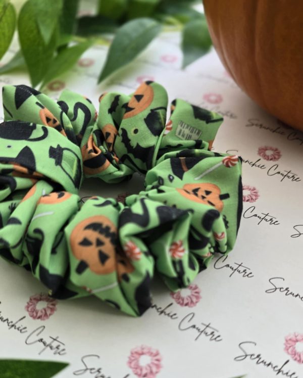 Green Halloween Print Scrunchie - Size: Regular - Image 3