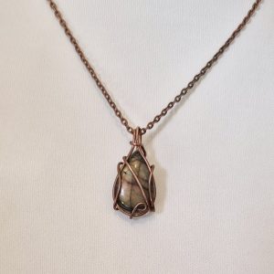Gold flash labradorite pendant